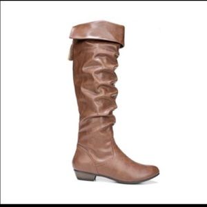 Famous Footwear “Fergalicious“ Boots